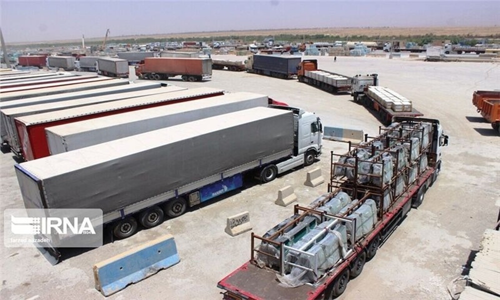 صادرات ۵۲۴ میلیون دلار کالا از گمرکات آذربایجان شرقی